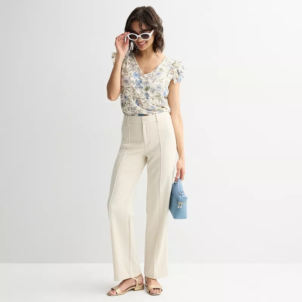 NWT- Fair Haven Double Ruffle Ivory Floral Crinkle Top Juniors Size Medium